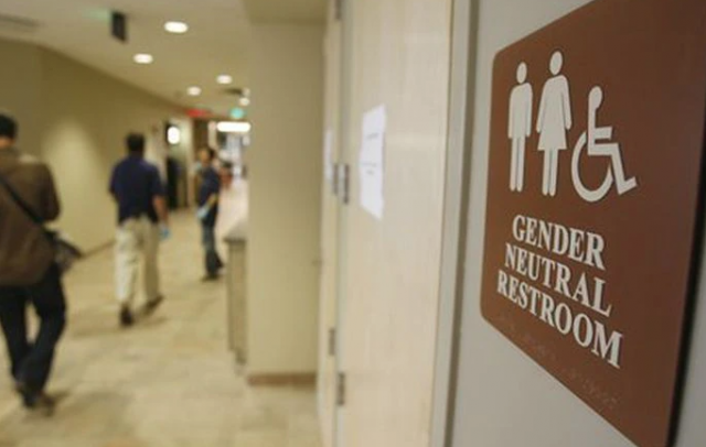 打到最高法院，耗了6年的学校“男女同厕”案有结果了，可以进！